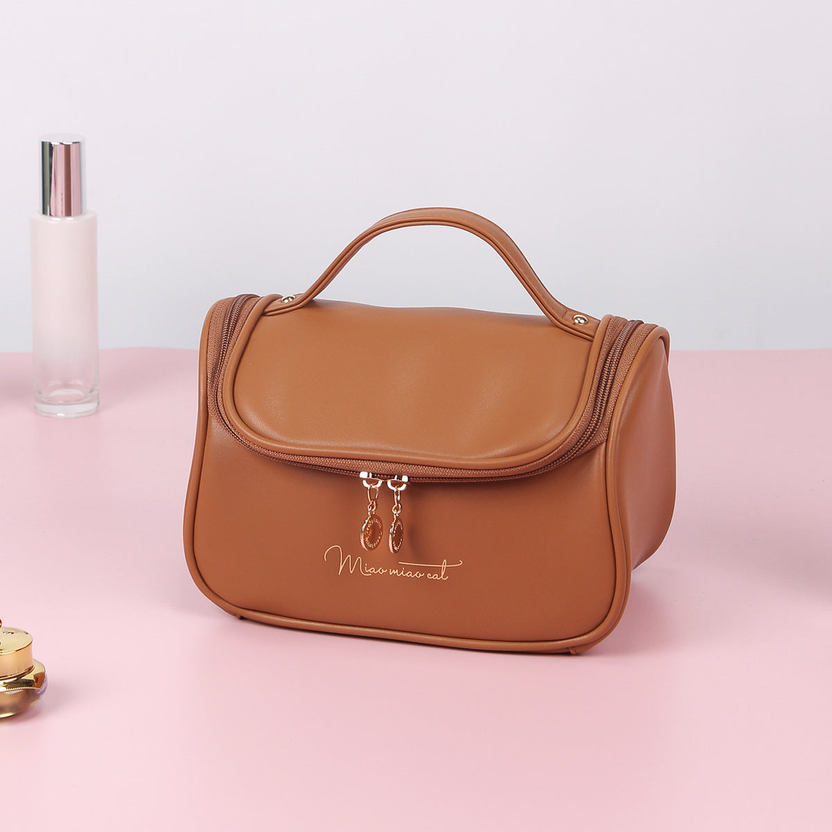 High-quality large-capacity leather cosmetic bag(Brown)