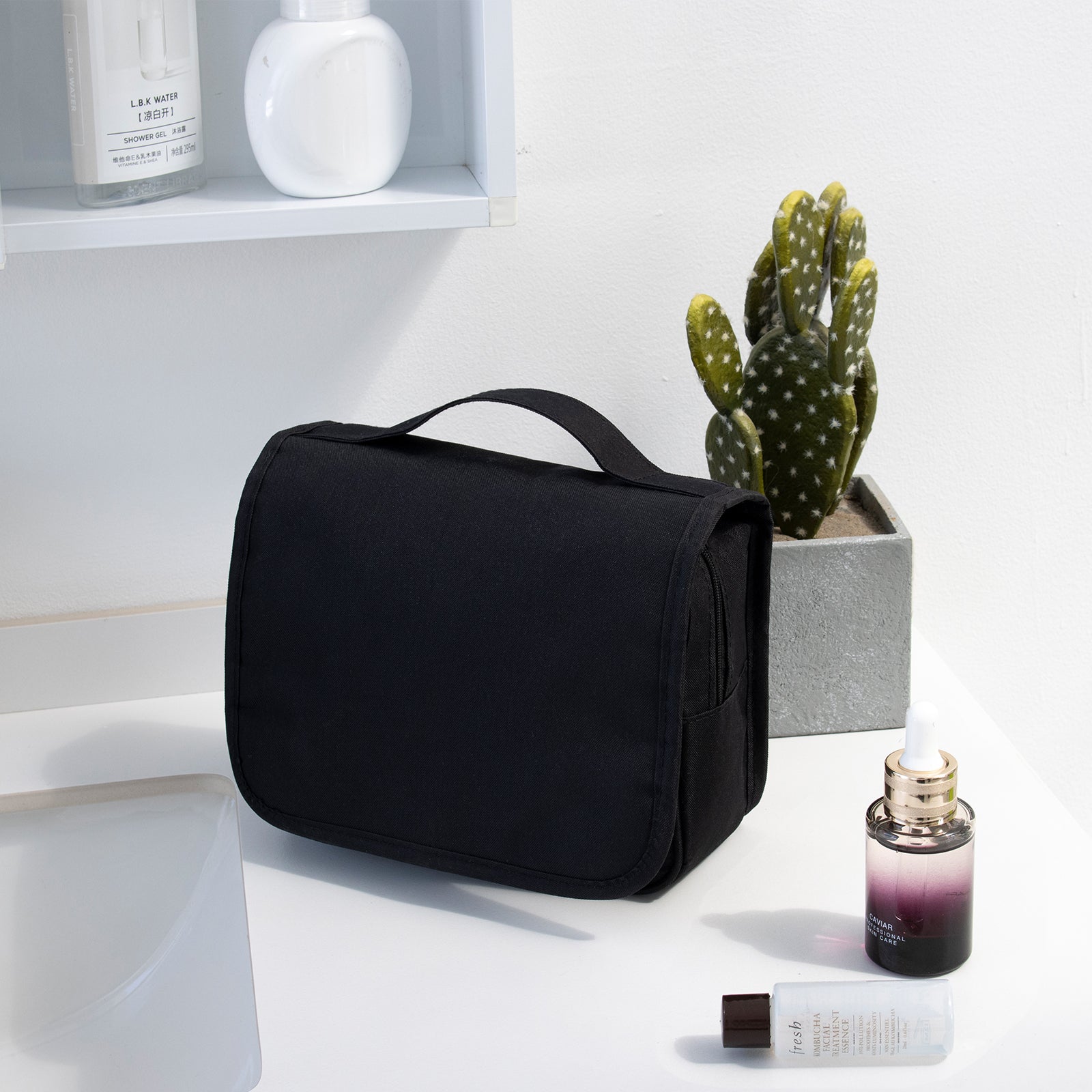 Hanging Toiletry Bag for Travel (black)