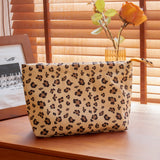 Large Travel Toiletry Bag（Yellow Leopard）